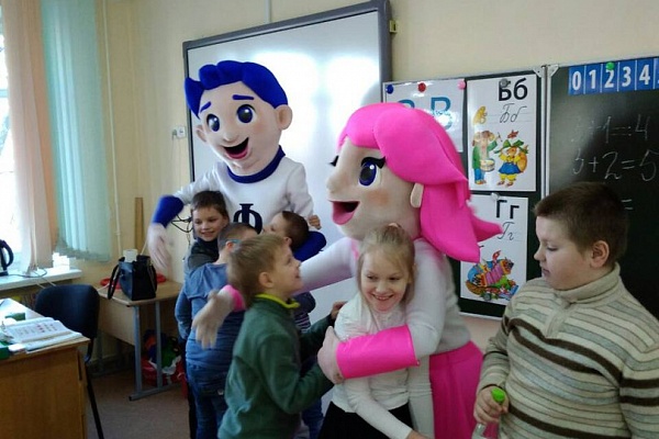 Занимательное знакомство Фреда и Стеллы с минскими школьникам