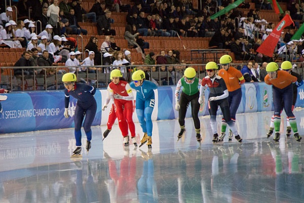 Фрост - партнер IV чемпионата мира по конькобежному спорту  среди студентов в Минске